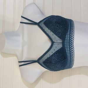 VS Victoria's Secret Blue Lace Bralette in size Extra Small